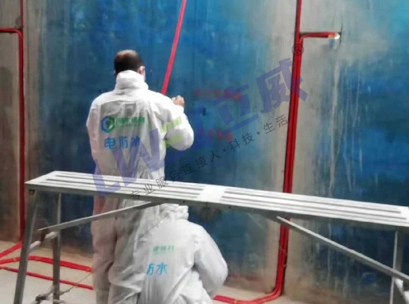 地下室潮湿怎么办?电渗透技术来解决!