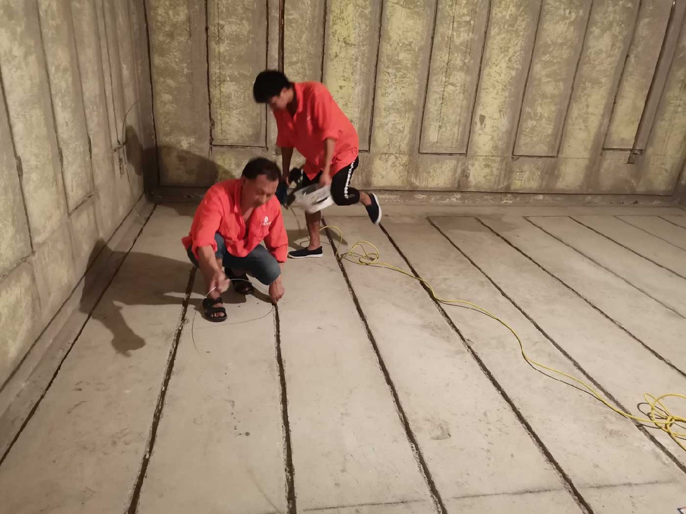 地下室防潮的建议(地下室防潮除湿方法)